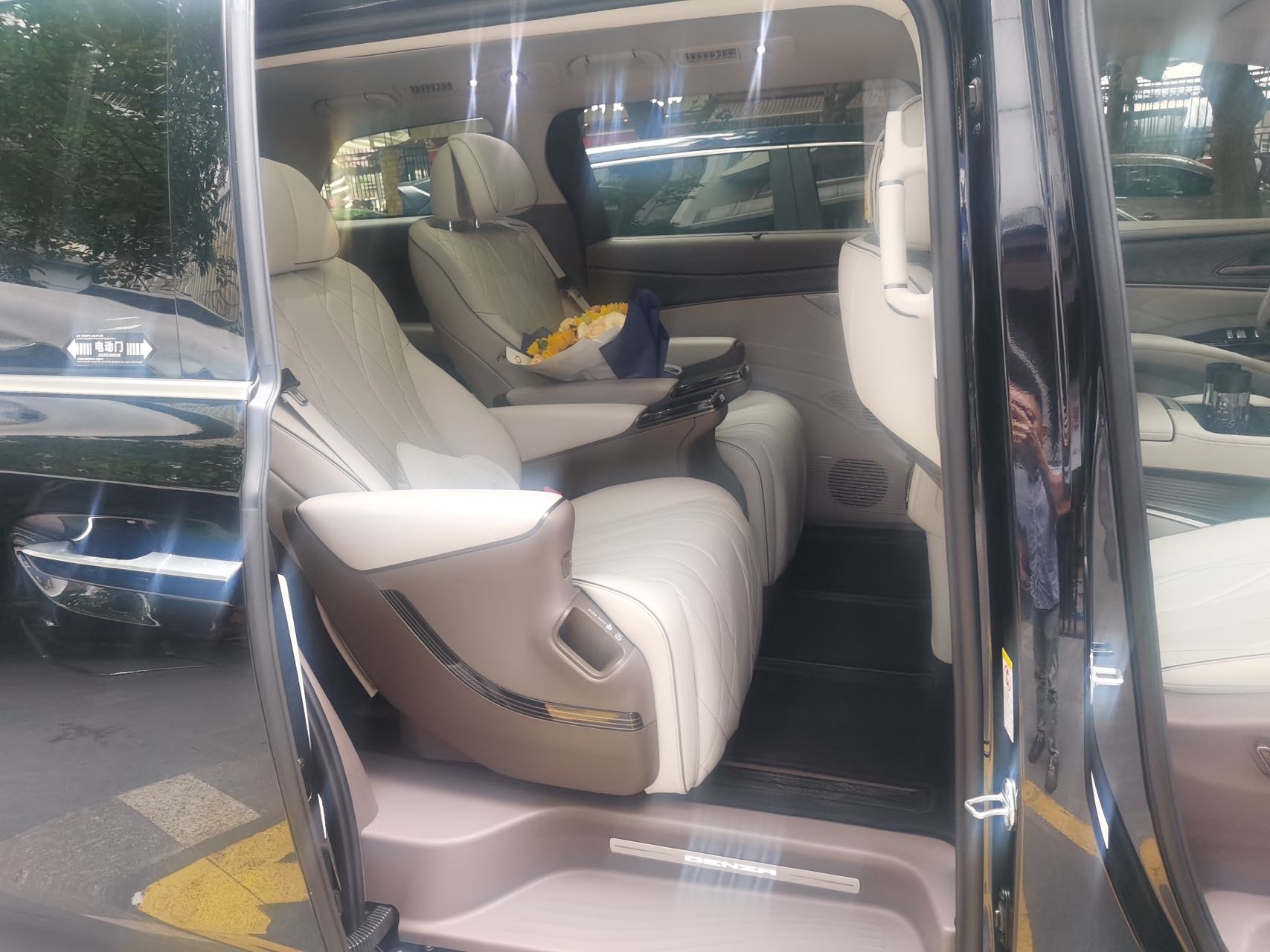 川西自驾租车哪里好?