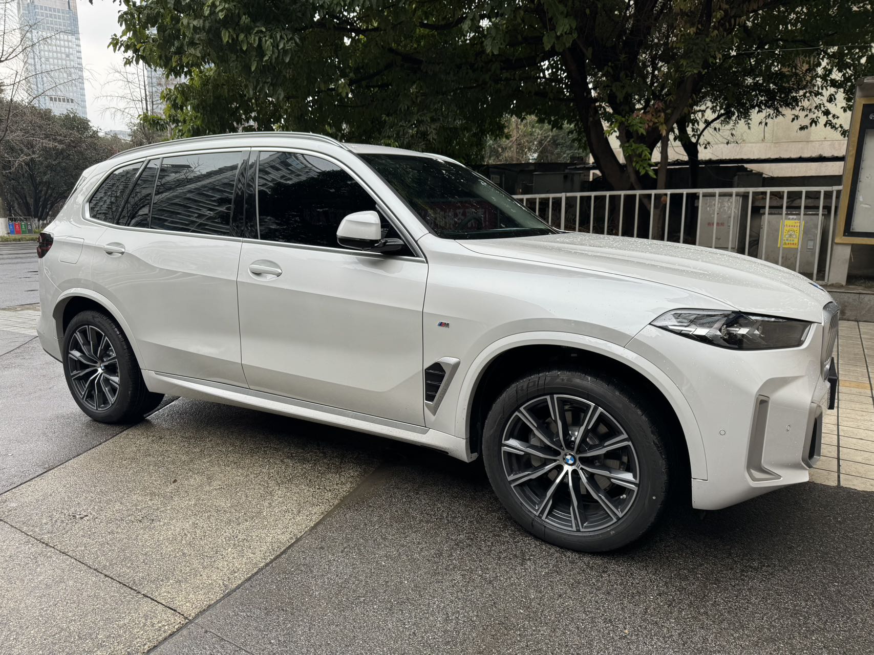 宝马X5
